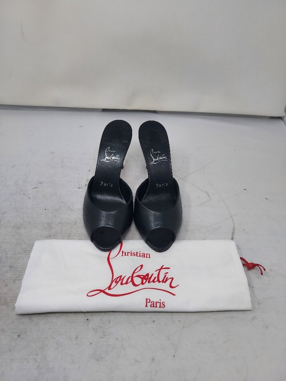 CHRISTIAN LOUBOUTIN Me Dolly Leather Black Mule Sandal - Picture 6 of 11